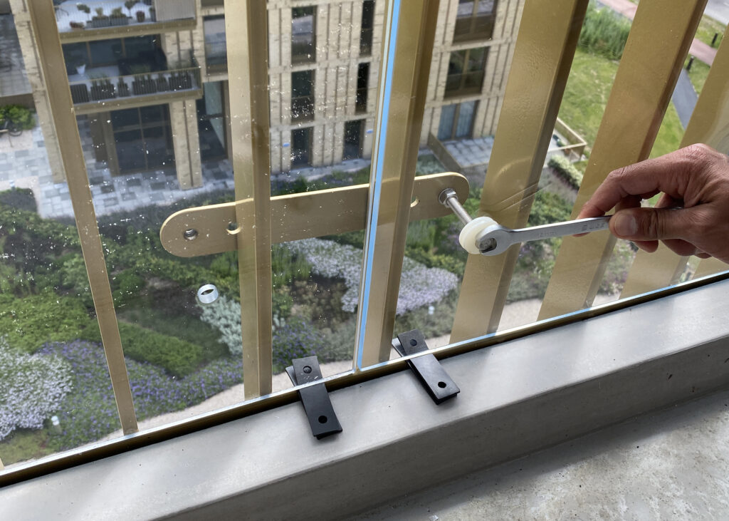 bijlage Je zal beter worden twijfel Plexiglas windscherm balkon | Plexiglas.nl