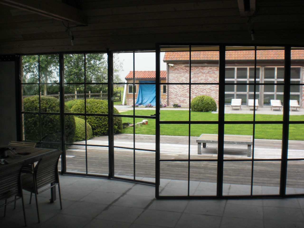 mijn Kalksteen commentator Plexiglas ramen vs. glazen ramen | Plexiglas.nl